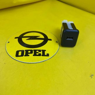 NEU + ORIGINAL Opel Corsa E Adam Crossland X Insignia B USB Anschluss