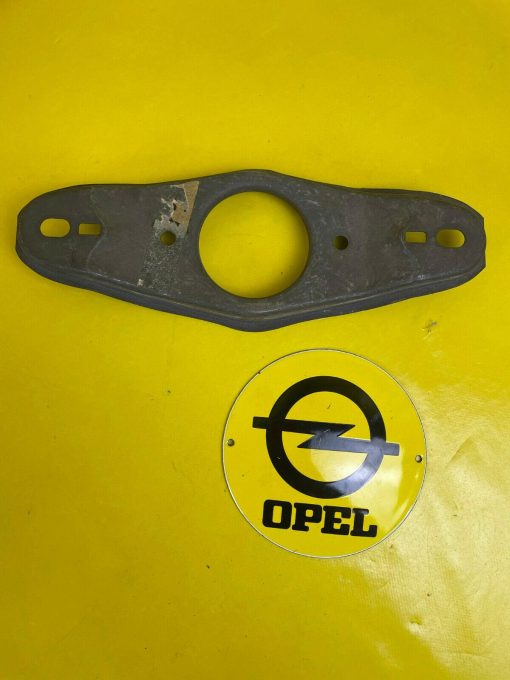 NEU + ORIGINAL Opel Kadett C Querträger Schaltgetriebe Getriebe Halter Träger