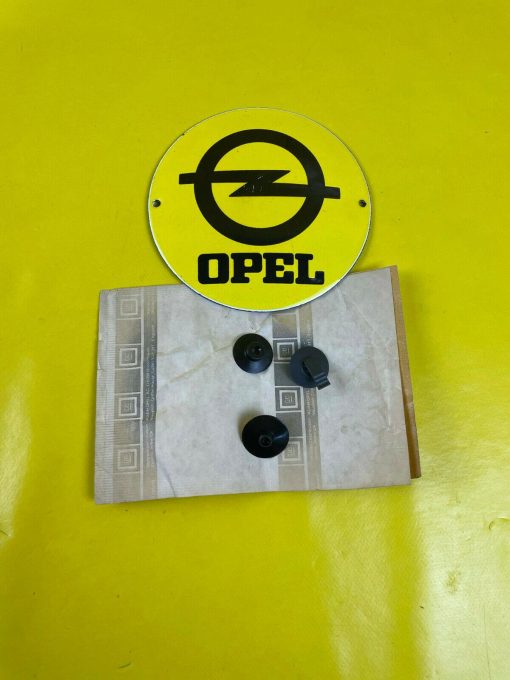 NEU + ORIGINAL Opel Kadett E Clip Satz Teppich Kofferraum Befestigung Rückwand