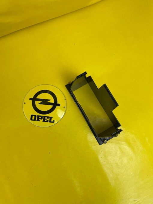 NEU + ORIGINAL Opel Omega A Gehäuse Verkleidung Cockpit Armaturenbrett