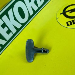 NEU + ORIGINAL Opel Olympia Rekord 55 56 Hebel Kofferdeckel