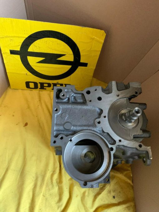 NEU + ORIGINAL GM / OPEL Ascona C Kadett E 1,6 Liter Motor C16LZ Rumpfmotor 1.6