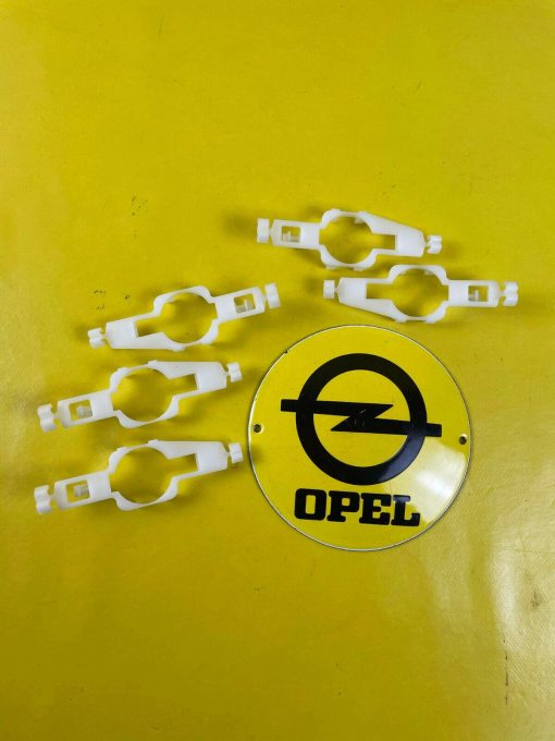 NEU + ORIGINAL Opel Omega B Halter Zierleiste Kotflügel