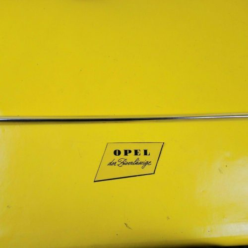 NEU + ORIG Opel Ascona C 4-türer Schrägheck Zierleiste Fenster Leiste Rahmen