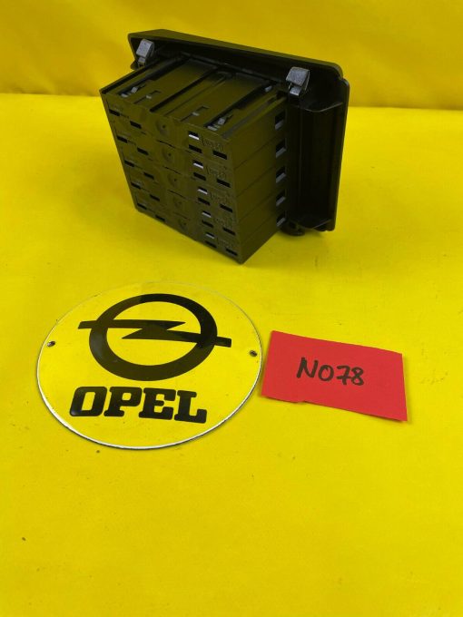 NEU + ORIGINAL Opel Omega B Cassettenfach Box Kassettenbox Cassette Kassette