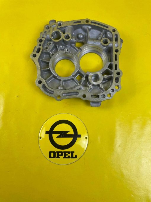 NEU + ORIGINAL Opel Calibra Vectra B Astra F Kadett E Getriebe Deckel Gehäuse