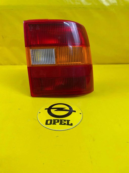 NEU + ORIGINAL Opel Vectra A/ Vauxhall Cavalier Stufenheck Rücklicht Heckleuchte