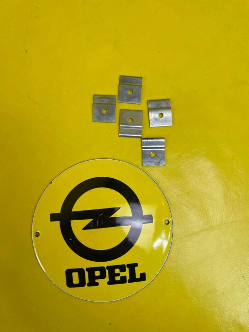 NEU + ORIGINAL Opel Kadett A Halter Zierleiste Schweller chrom Zierleistenhalter