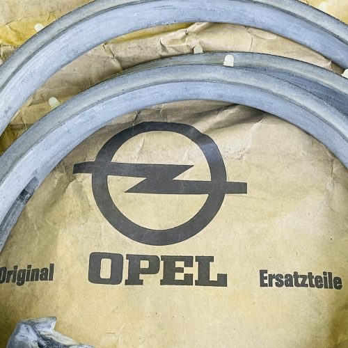 NEU + ORIGINAL Opel Manta A Türdichtung Gummi Tür
