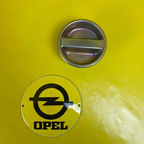 NEU + ORIGINAL Opel Kadett C City Tankdeckel Tankverschluss Deckel Verschluss