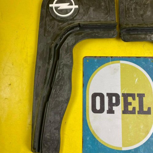 NEU + ORIGINAL Opel Astra F Kombi Schmutzfänger mudflap Set hinten