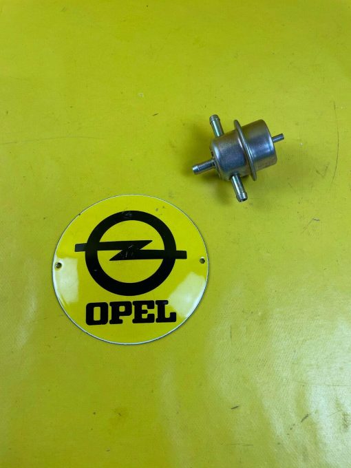 NEU + ORIGINAL Opel Senator B 2,5E Benzindruckregler CiH Einspritzer Druckregler