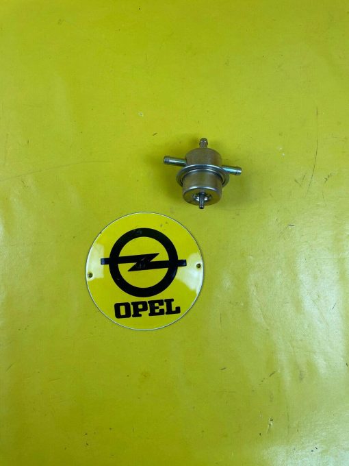 NEU + ORIGINAL Opel Senator B 2,5E Benzindruckregler CiH Einspritzer Druckregler