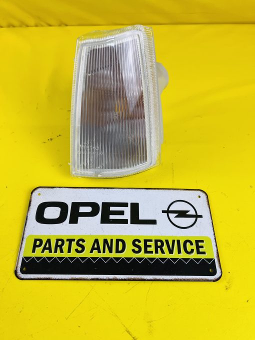 Blinker links weiss Opel Kadett E Neu