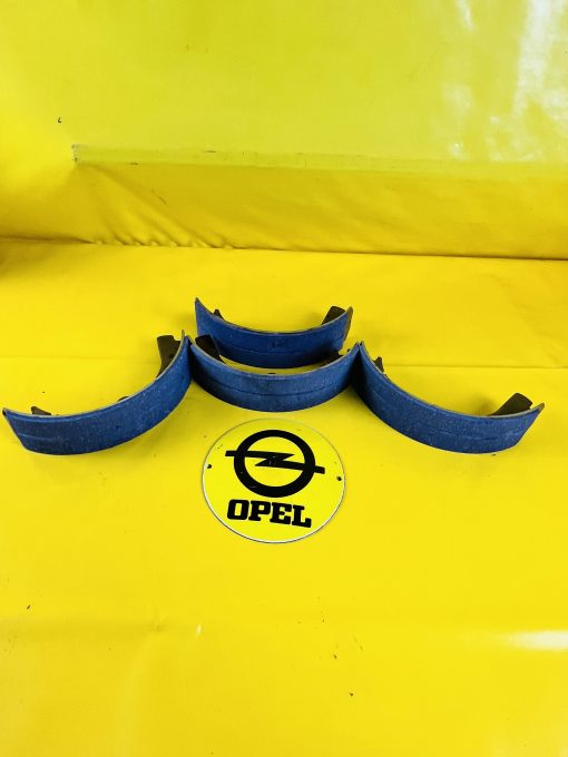 Bremsbackensatz Opel Kadett B vorne Neu