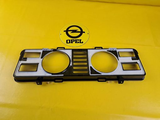 NEU + ORIGINAL Tachoabdeckung Blende f. Sport Ausstattung Opel Rekord E