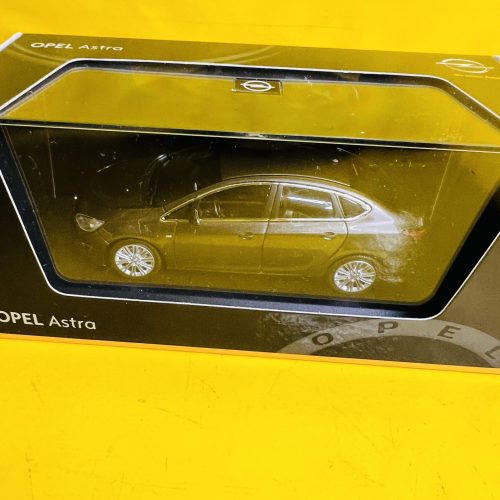 Modellauto Opel Collection 1:43 Opel Astra J GTC grau Neu + Original