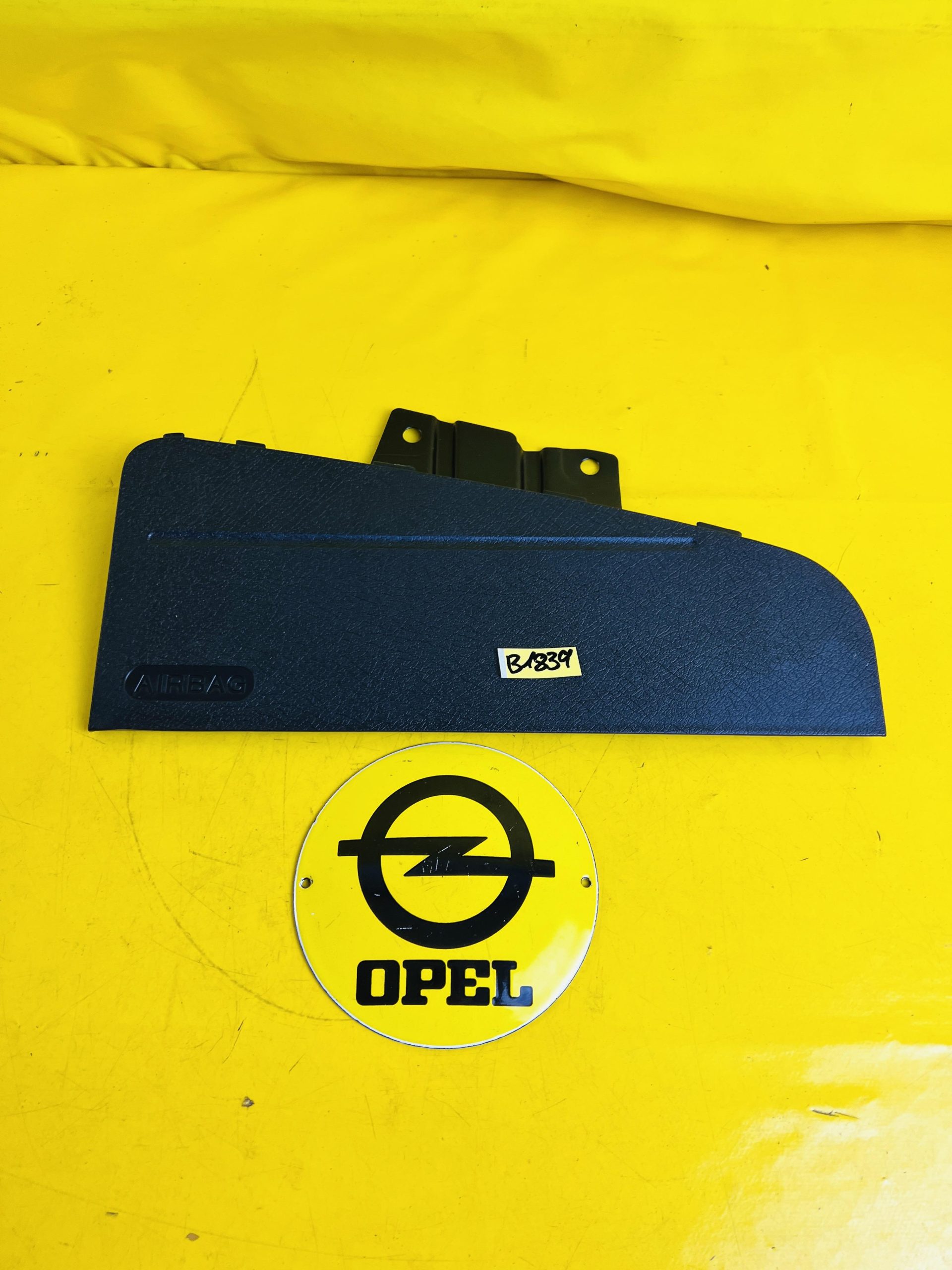 Abdeckung Armaturenbrett Verkleidung Opel Corsa B Combo Tigra A Neu  Original – OpelShop
