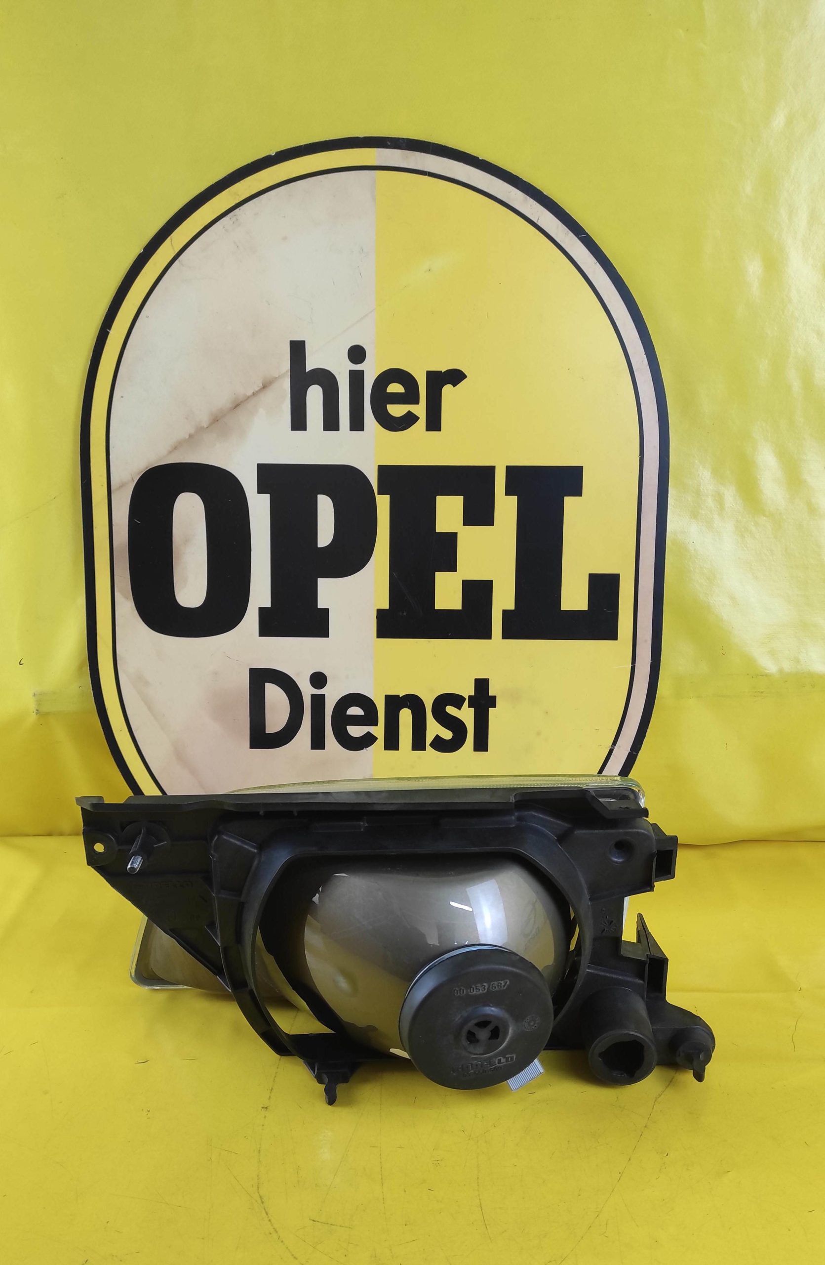 Scheinwerfer Opel Kadett E Hauptscheinwerfer rechts H4 Neu Original