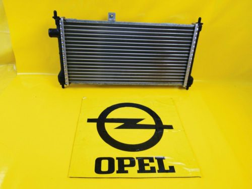 NEU Opel Kadett D 1,3 N/S Kühler Wasserkühler Radiator Coolant