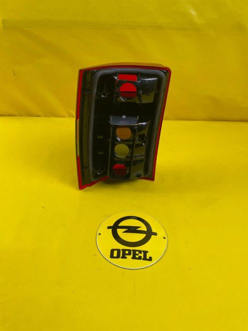 NEU + ORIGINAL Opel Omega A Rücklicht rechts Heckleuchte Rückleuchte