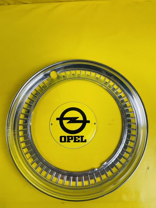 NEU Opel Rekord A Limousine Coupe Zierring Chrom Radzierblenden