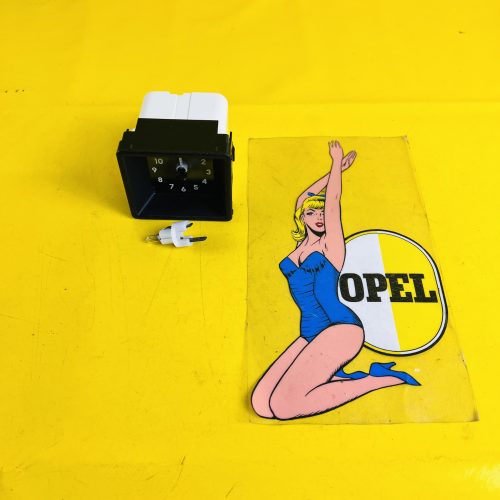 Uhr Einbausatz Zeituhr 12 Volt VDO Opel Kadett E Neu + Original