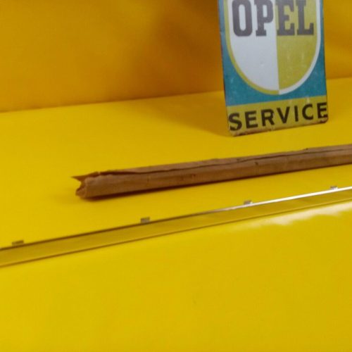 NEU + ORIG Opel Admiral Diplomat A Tür Zierleiste Chrom Türschacht vorne rechts