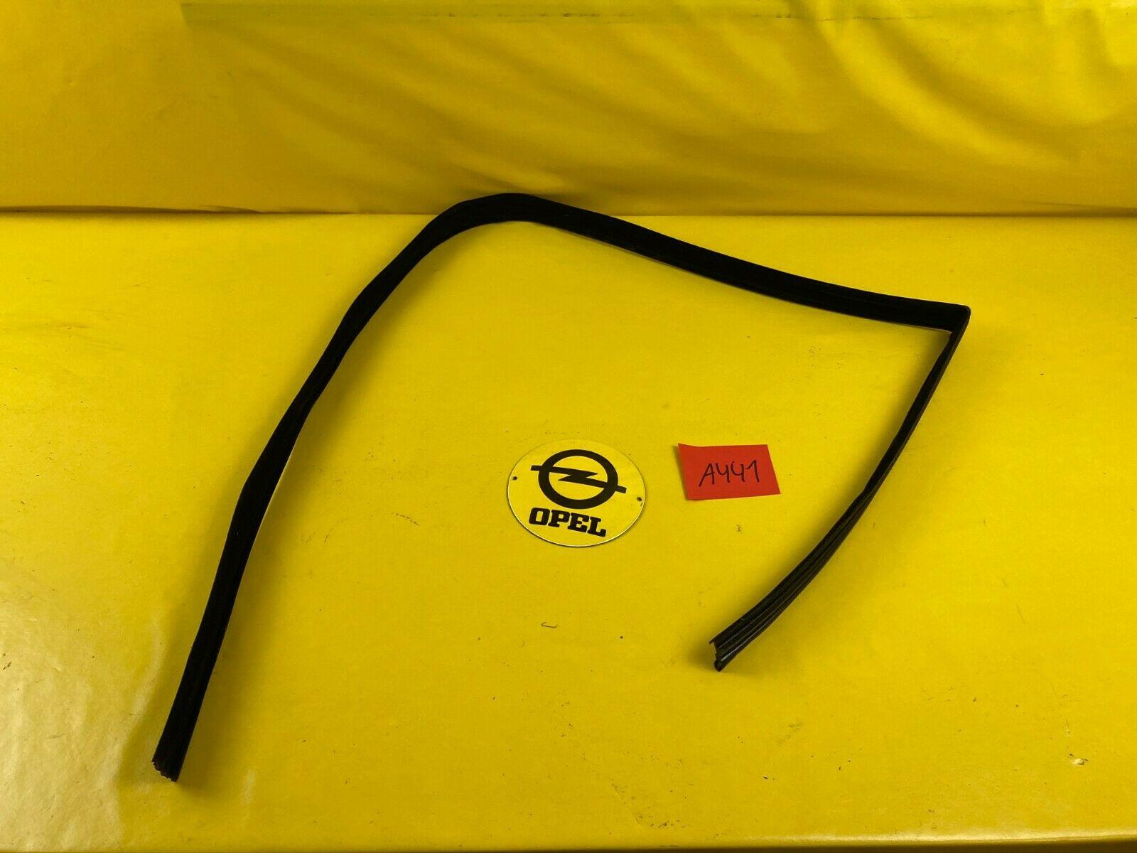 ID_34136_orig-2.jpg NEU + ORIGINAL Opel Rekord D Commodore B Fensterführung Abdichtung Tür Dichtung