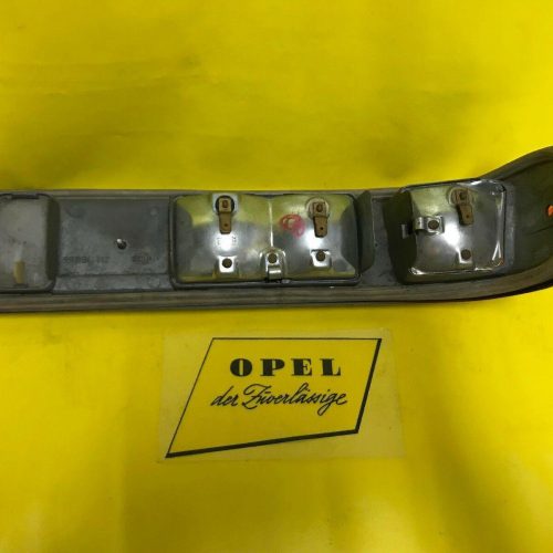 NEU + ORIGINAL Opel Rekord A Coupe Limousine 4 + 6 Zylinder Rücklicht Chrom