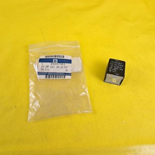 Blinkergeber Relais Opel Speedster Blinkerrelais GM 9197551 Original Neu