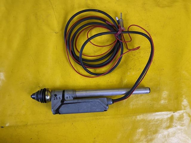 ID_100944_orig.jpg Hirschmann Universal Antenne Antennenverstärker ? FTZ NR 373 NOS Rarität Original Neu