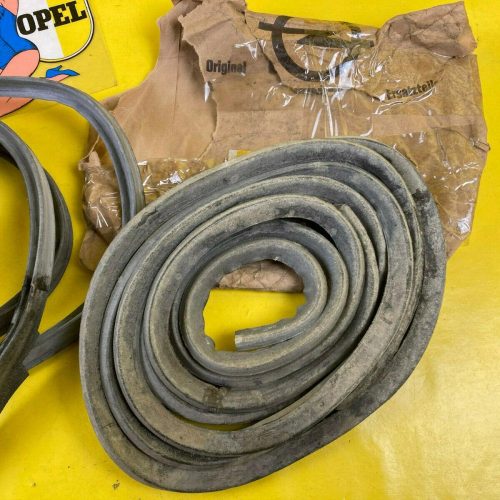 NEU + ORIGINAL Opel Olympia Rekord A B P1 P2 Limousine Coupe Caravan Türdichtung