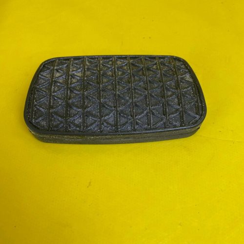 NEU Pedalgummi Bremspedal Automatik Opel Calibra Omega A + B Senator B Vectra A