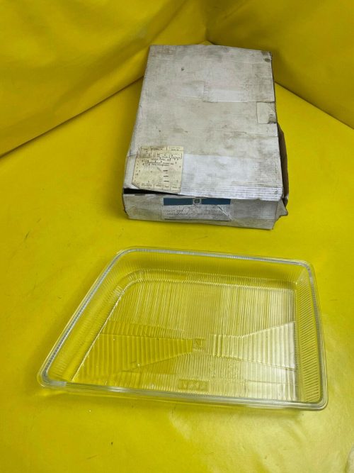 NEU + ORIGINAL Opel Ascona C Streuscheibe Scheinwerfer Glas rechts