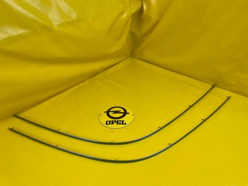 NEU + ORIGINAL Opel Omega A Satz Zierleiste in Stoßstange Chrom Chromleiste