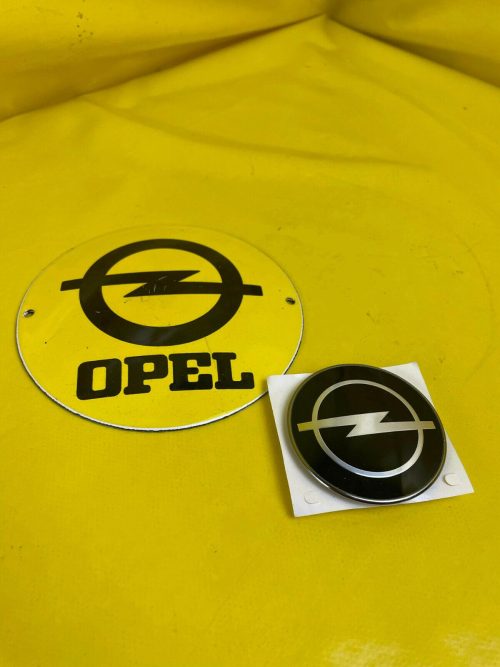 NEU + ORIGINAL Opel Corsa B Emblem hinten Kofferdeckel