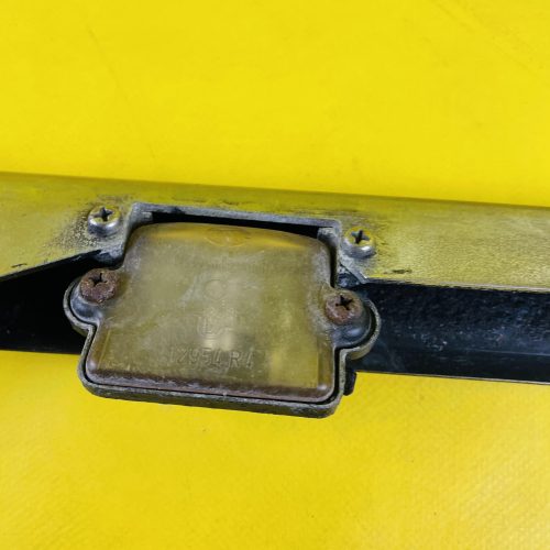 ORIGINAL Opel Kapitän Admiral Diplomat B Stoßstangenmittelstück hinten