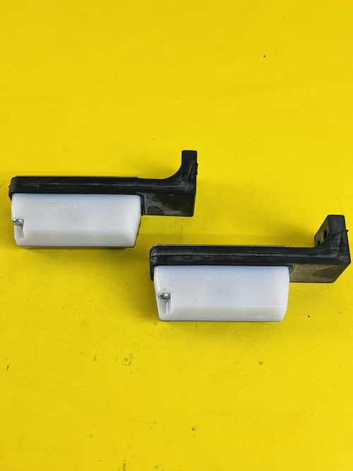NEU + ORIGINAL Hella Spurhalteleuchte Umrissleuchte Begrenzungsleuchte 003168081 003168-081 NOS