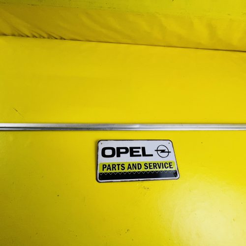 Zierleiste Fensterschacht außen rechts Tür Opel Ascona A Neu + Original
