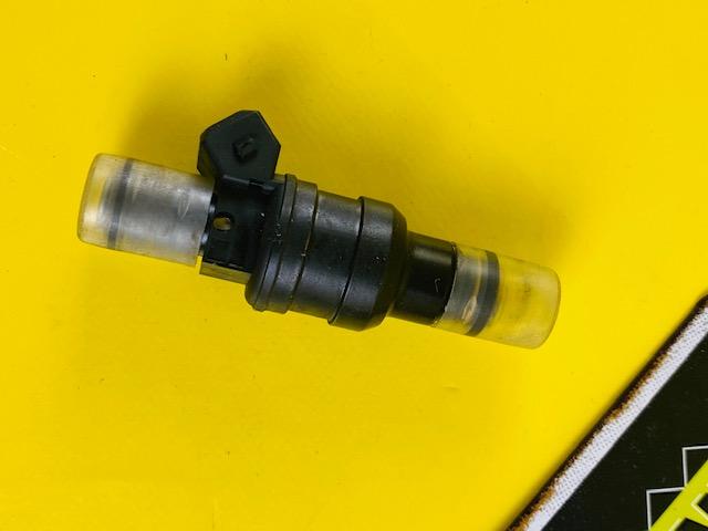 ID_53455_orig-1.jpg Einspritzventil 1,8 2,0 Opel Calibra Ascona C Vectra A NEU+ORIG