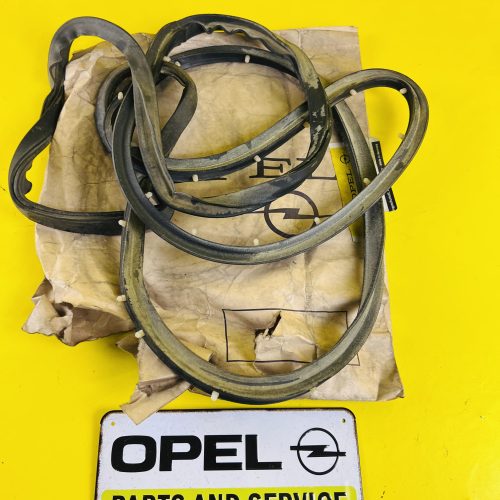 Türdichtung Gummi Tür Opel Rekord C Kombi Neu + Original