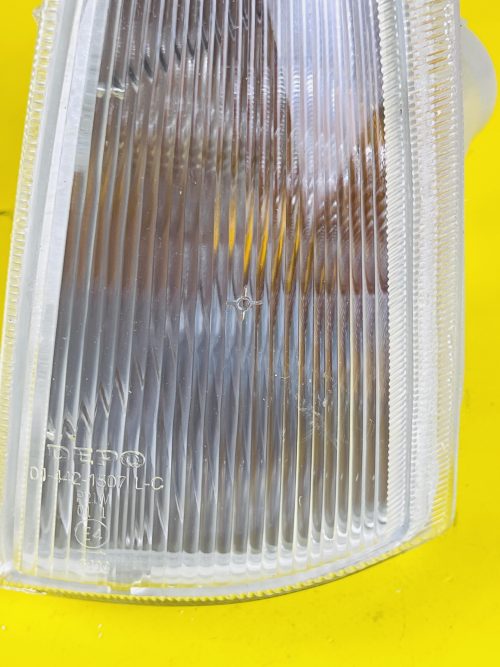 Blinker links weiss Opel Kadett E Neu