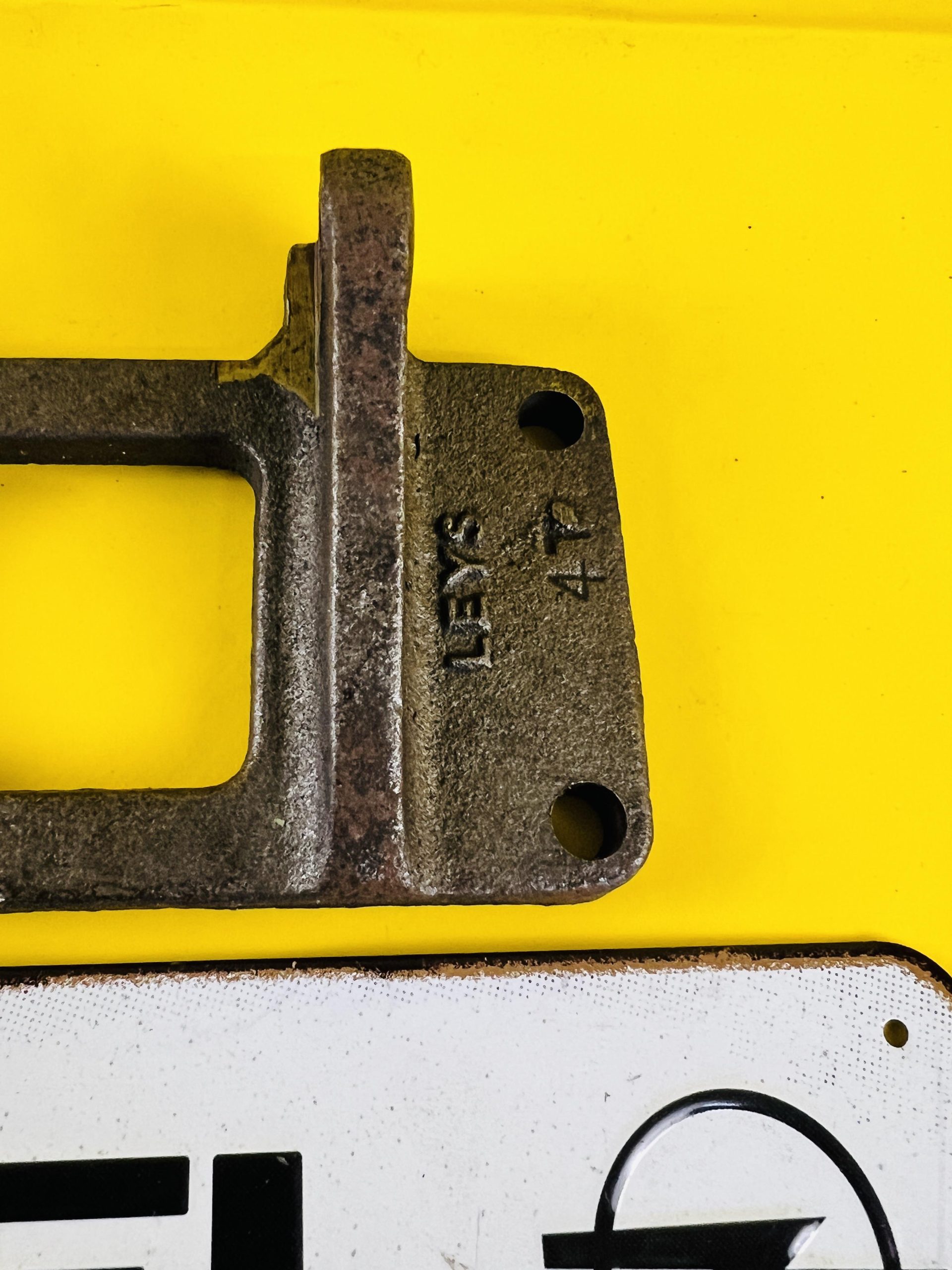 ID_58079_orig.jpg Halter für Lichtmaschine Opel Vauxhall Bedford Neu + Original