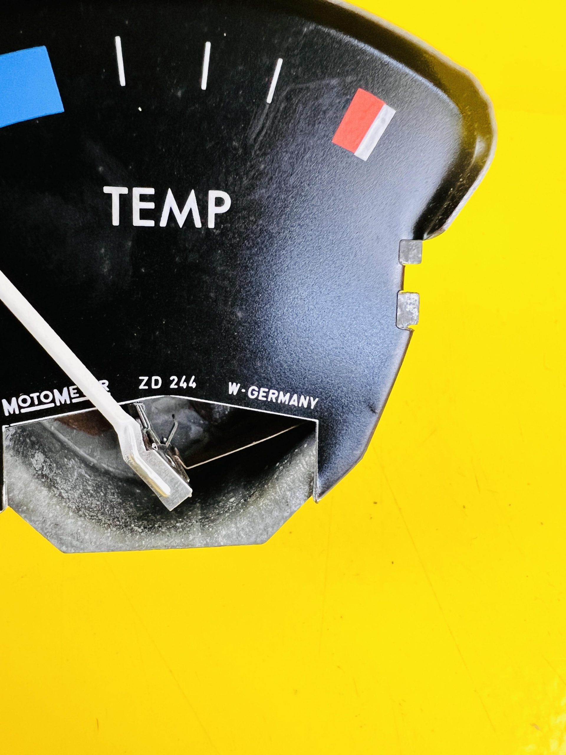 ID_60745_orig.jpg Fernthermometer Temperaturanzeige Opel Rekord D Neu + Original