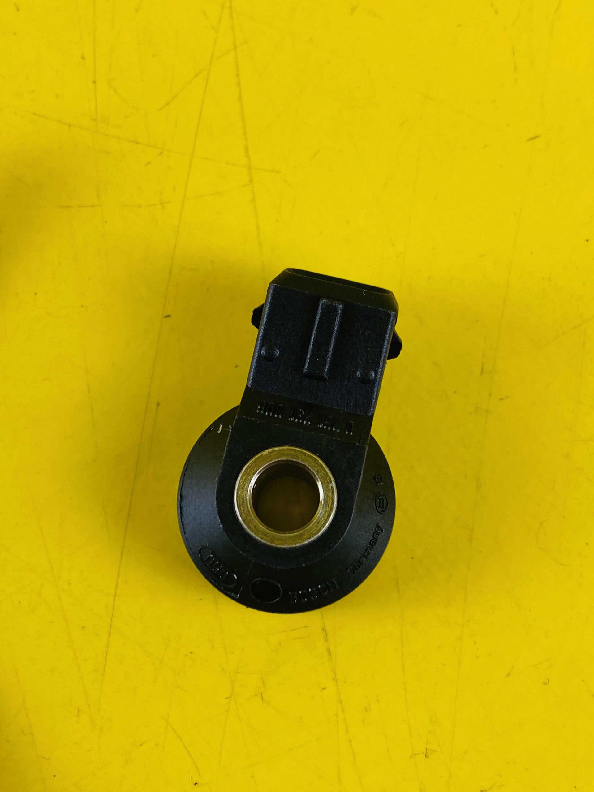 ID_62045_orig.jpg Klopfsensor Opel Calibra Vectra AstraF Kadett Omega Senator NEU+ORIG