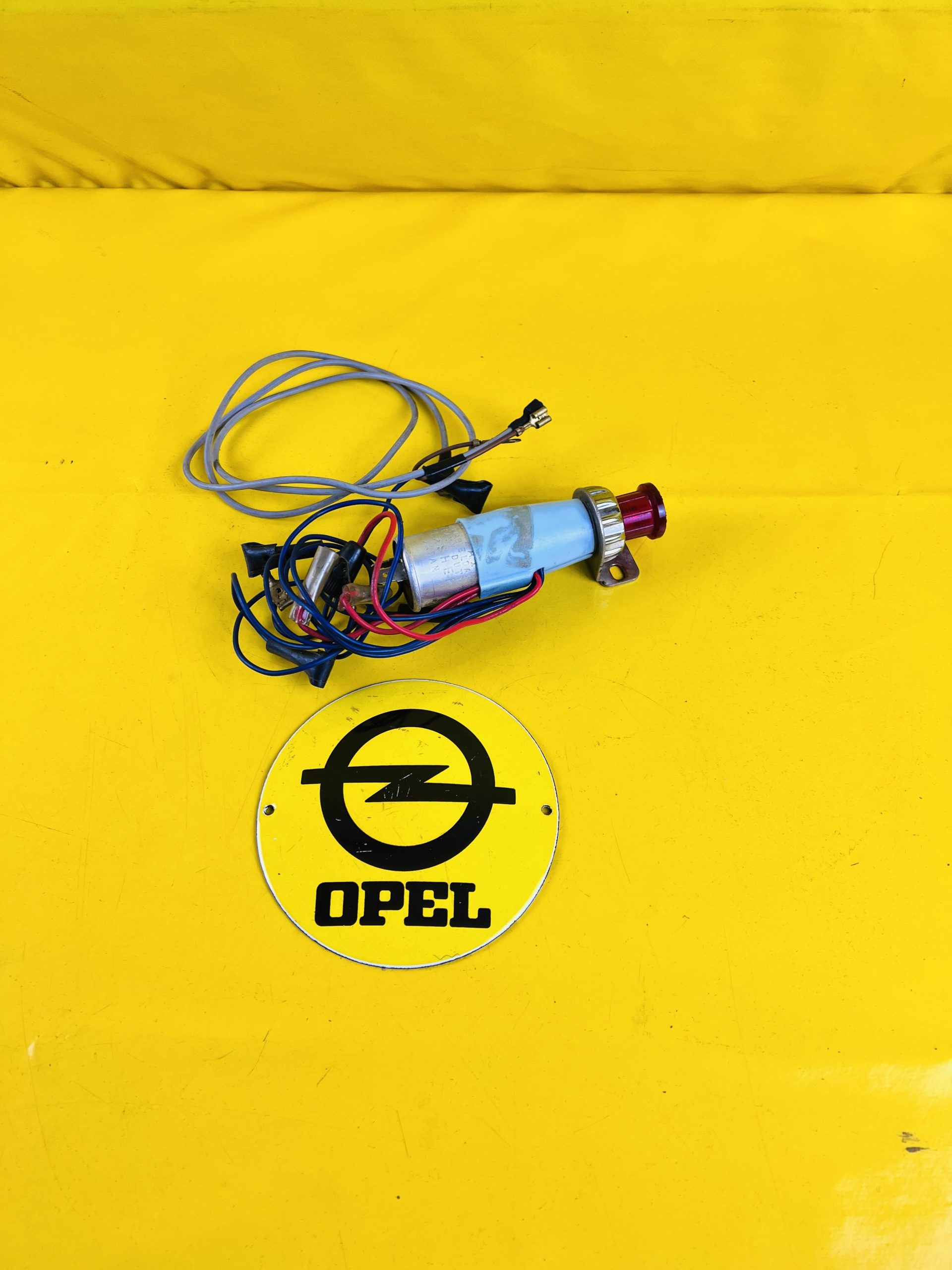 ID_62289_orig-1.jpg Warnblinkschalter Oldtimer Universal Chrom US Car Style