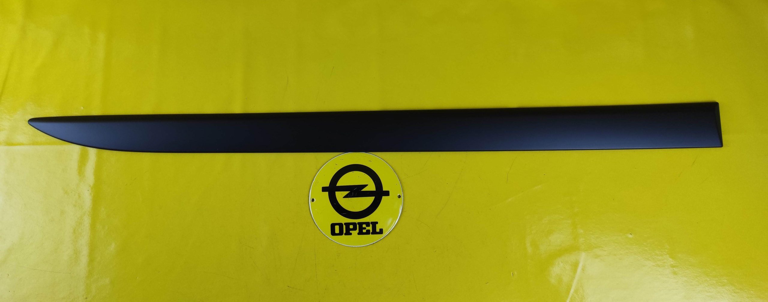 ID_64443_orig.jpg Steinschlagschutz Opel Corsa D Tür vorne rechts Zierleiste Leiste Schutz Neu Original