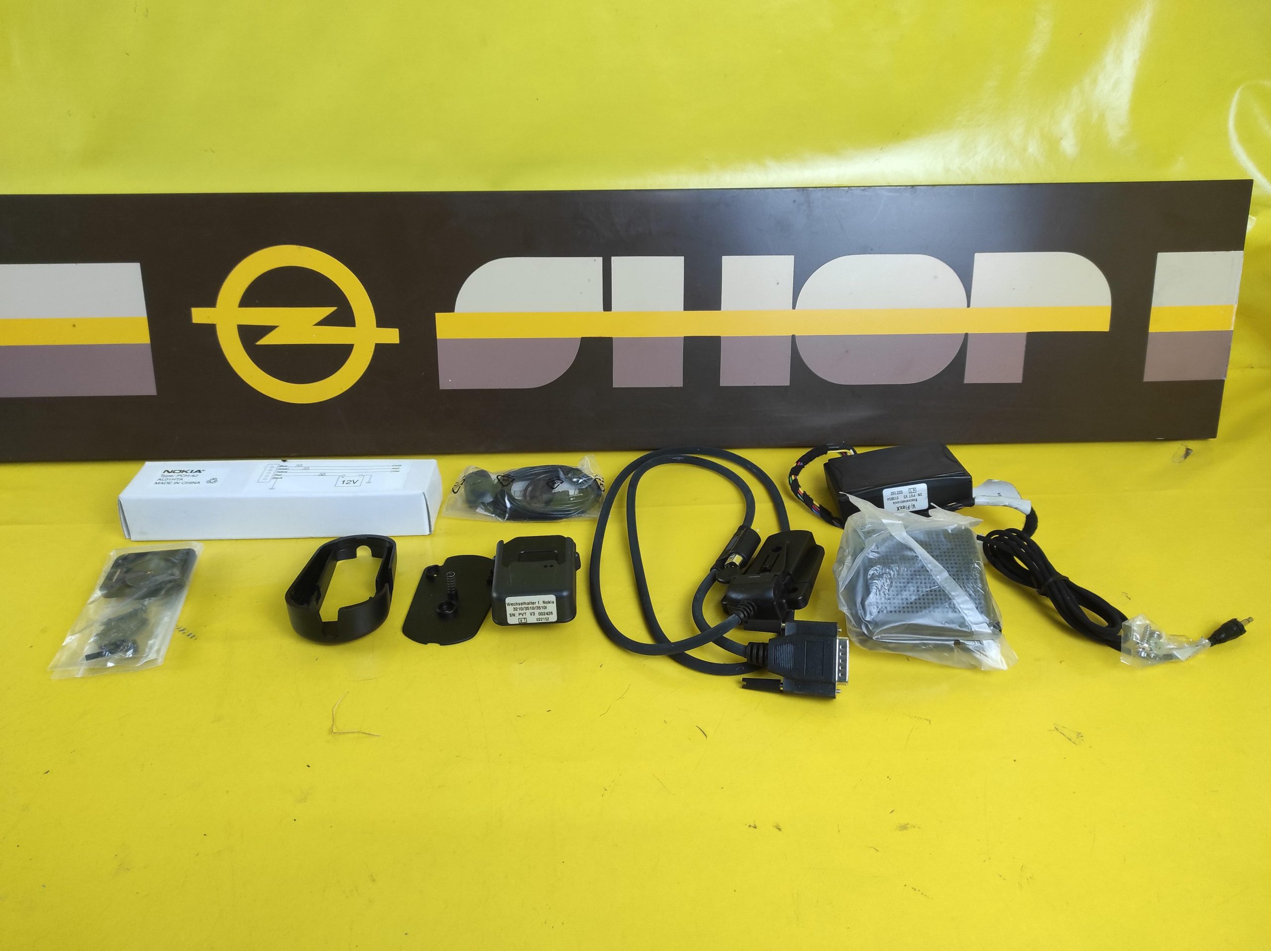 ID_75554_orig-1.jpg Nokia Einbausatz Handy Hands Free Kit Cark 134 Freisprechanlage Neu Original