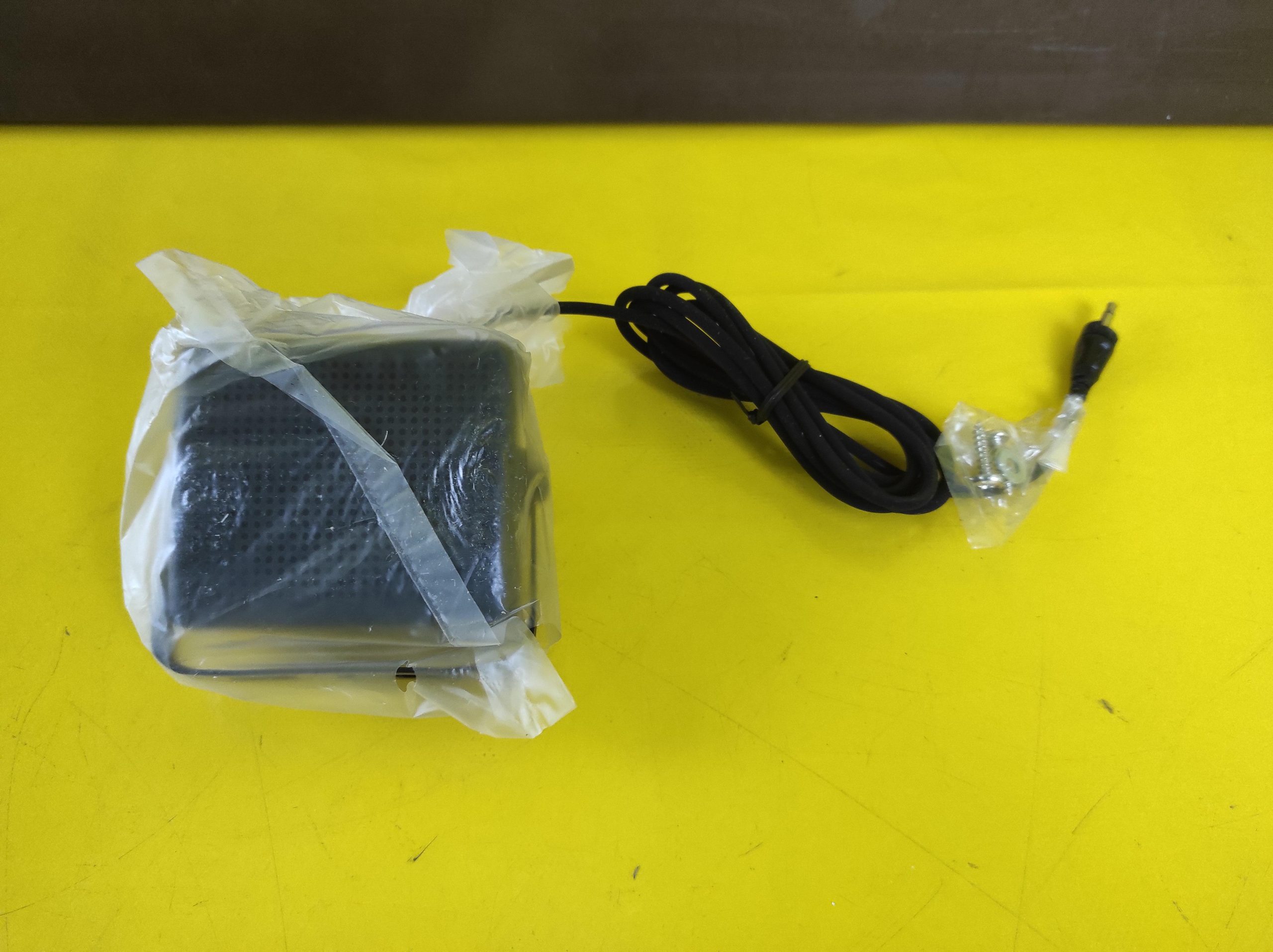 ID_75562_orig-1.jpg Nokia Einbausatz Handy Hands Free Kit Cark 134 Freisprechanlage Neu Original